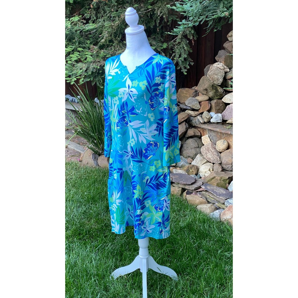Banana Boat Sundress Size Medium NWT UPF 50+ Blue Floral V Neck Swift BB853